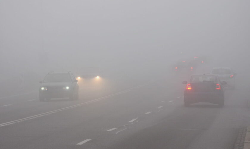 Comment utiliser les feux de brouillard ? De nombreux automobilistes le font mal et risquent une amende salée