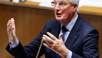 Le Premier ministre Michel Barnier lors de la séance des questions au gouvernement à l'Assemblée nationale à Paris le 12 novembre 2024