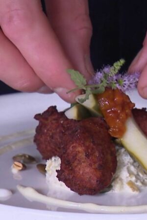 Dans la Loire, les pêcheurs continuent de faire vivre leur passion en se diversifiant