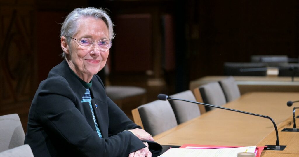 Elisabeth Borne était auditionnée au Sénat dans le cadre d'une mission d'information sur la dérive des comptes publics, vendredi 15 novembre 2024.