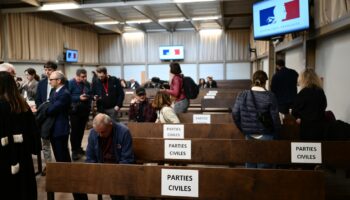 REPORTAGE. "On lui disait, laisse tout et va-t'en" : au procès de la rue d'Aubagne, les familles dressent les portraits des victimes de l'effondrement des immeubles