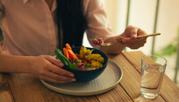 Ces légumes contiennent naturellement des produits toxiques pour l'homme, l'un d'eux est un vrai danger