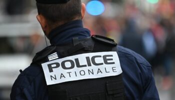 Un policier gravement blessé à la hachette dans l'Essonne, cinq personnes interpellées