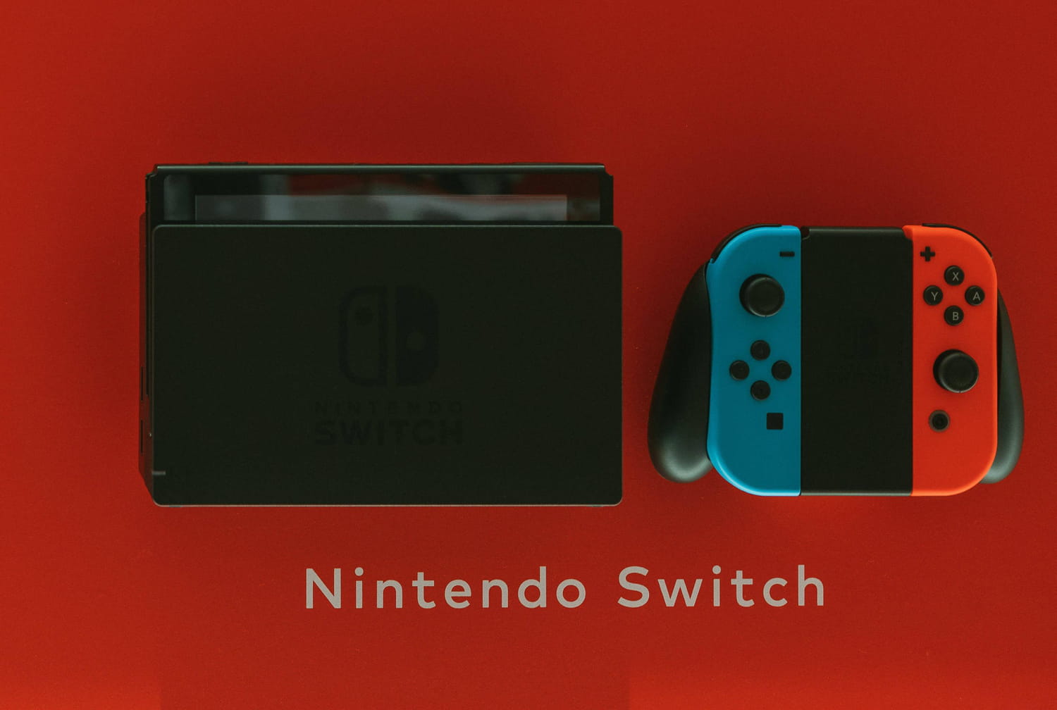 Black Friday Nintendo Switch : -35% sur la console OLED ! Les meilleures promos sont là