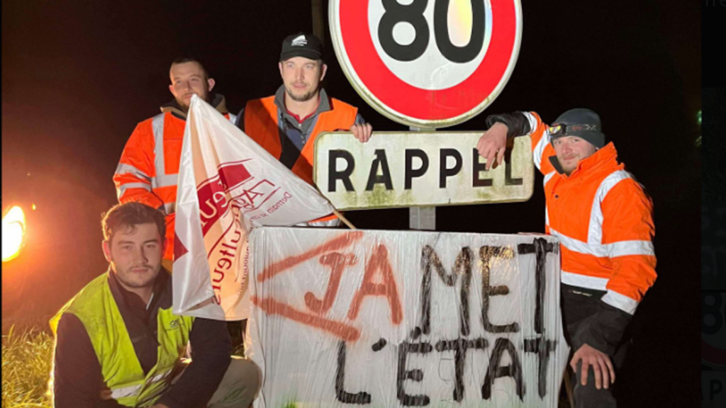 Colère des agriculteurs : après les panneaux retournés, les radars masqués nouveau symbole de la mobilisation