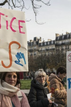 INFO FRANCEINFO. Plus de 60 associations et 200 professionnels alertent le gouvernement sur les "dysfonctionnements en matière de protection des enfants victimes de violences"