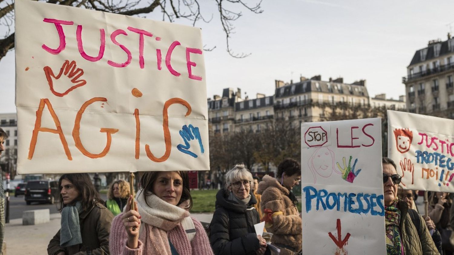 INFO FRANCEINFO. Plus de 60 associations et 200 professionnels alertent le gouvernement sur les "dysfonctionnements en matière de protection des enfants victimes de violences"