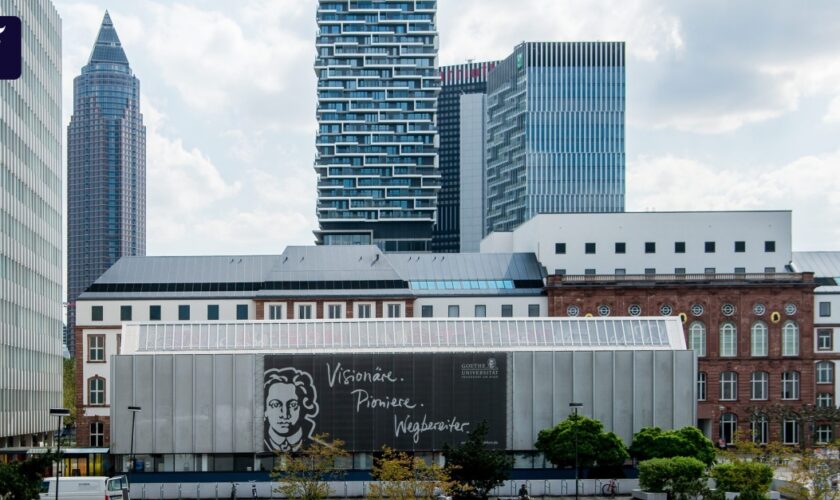 Hausbesetzung in Frankfurt: Aktivisten besetzen Unigebäude in Bockenheim