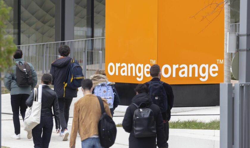 Orange négocie un plan de départs volontaires dédiés aux seniors de l'entreprise