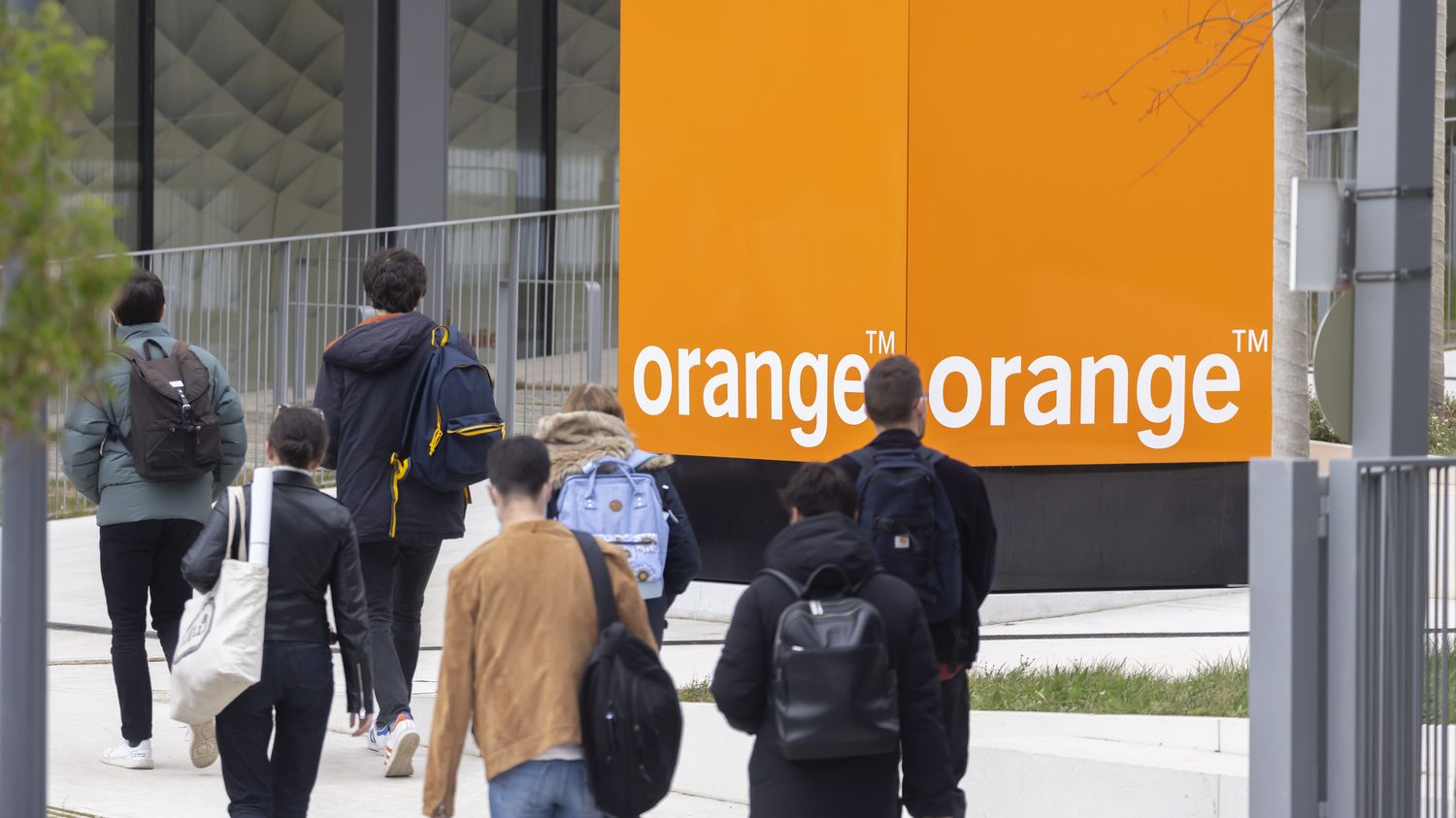 Orange négocie un plan de départs volontaires dédiés aux seniors de l'entreprise