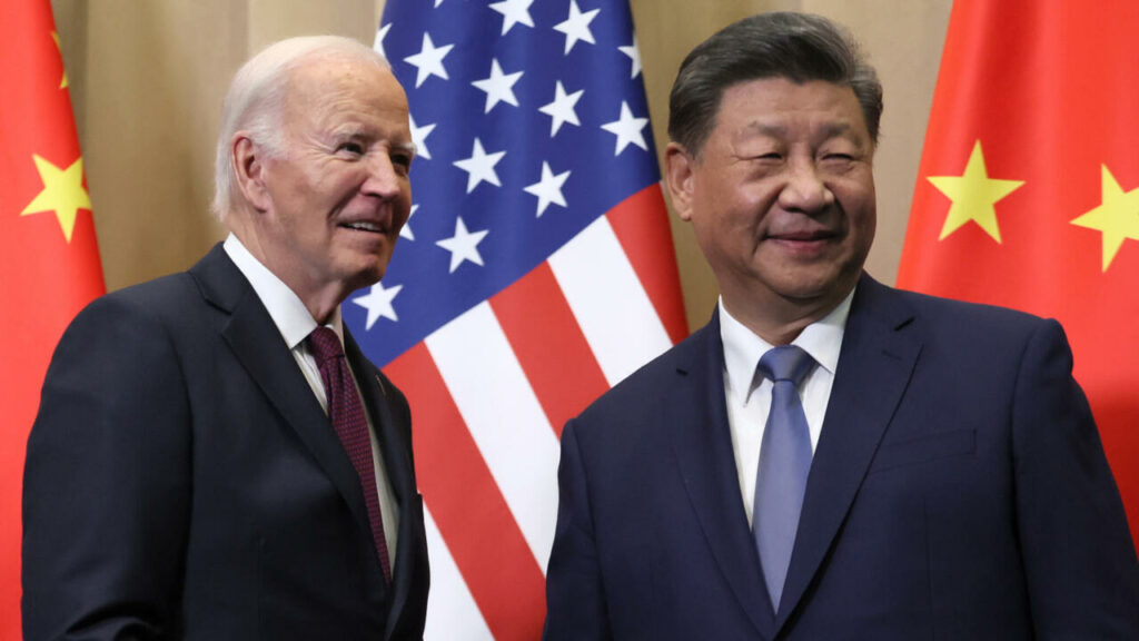 Rencontre Biden-Xi : la Chine se dit prête à œuvrer à une "transition en douceur" avec Trump