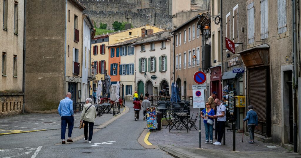 La citadelle de la Cité de Carcassonne, site classé au patrimoine mondial de l'UNESCO.