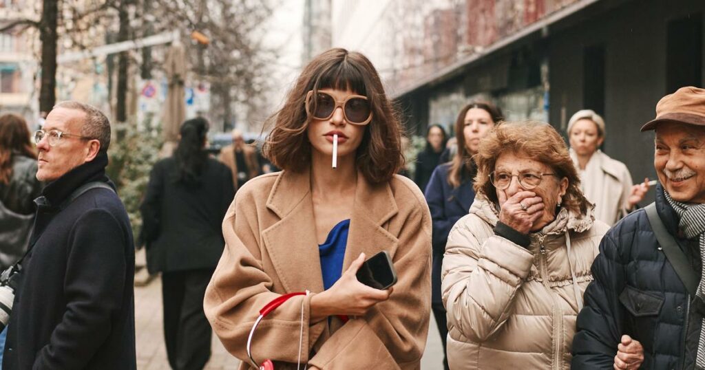 La Gen Z sous cigfluence : pourquoi la clope a-t-elle à nouveau la cote ?