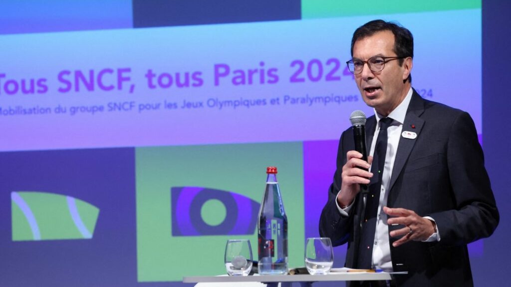 "Restez du côté des Français", lance le PDG de la SNCF aux cheminots, quatre jours avant un appel à la grève