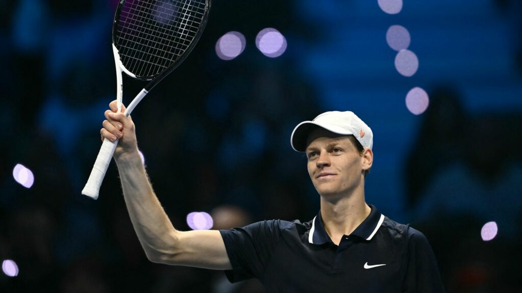 Masters ATP : le numéro 1 mondial Jannik Sinner remporte son premier Masters au terme d'une finale à sens unique