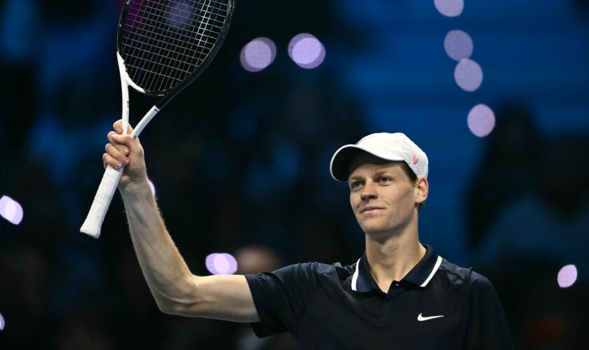 Masters ATP : le numéro 1 mondial Jannik Sinner remporte son premier Masters au terme d'une finale à sens unique