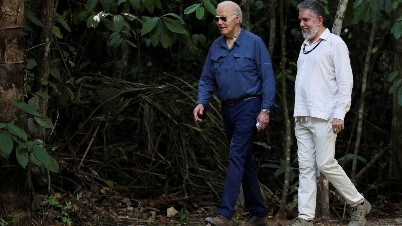 En visite en Amazonie, Joe Biden lance un message à Donald Trump sur le climat