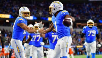 Chargers stave off Bengals' comeback in epic Sunday night thriller