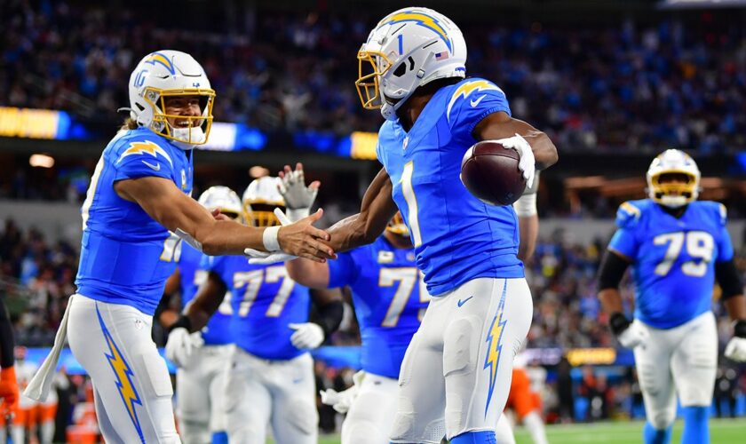 Chargers stave off Bengals' comeback in epic Sunday night thriller