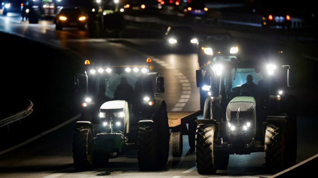 Sur fond de crispations sur le Mercosur, les agriculteurs mobilisés en France