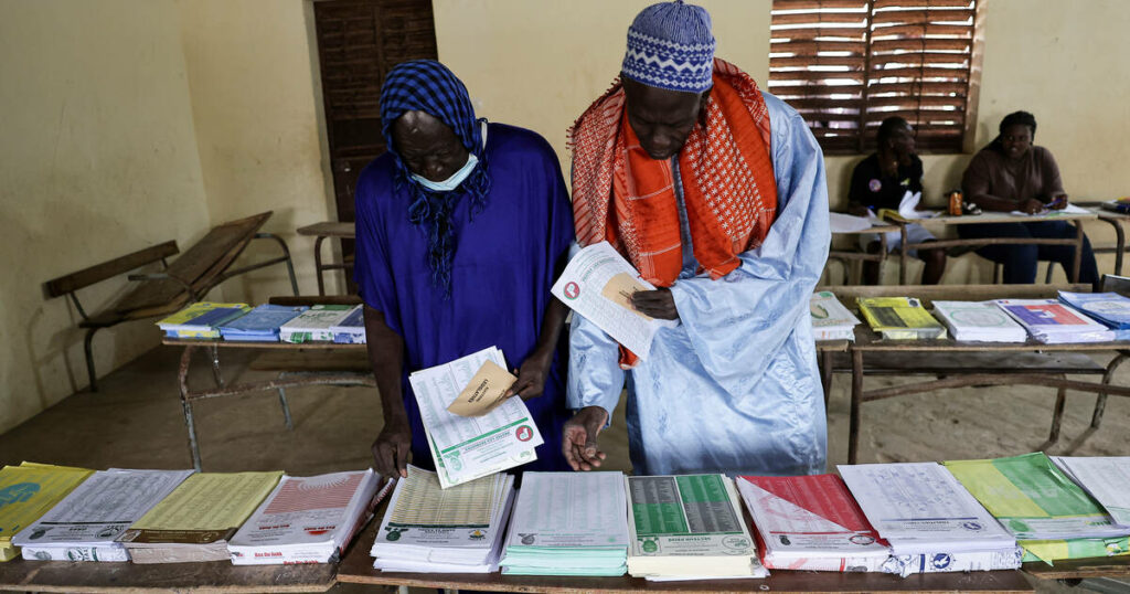 Au Sénégal, victoire aux législatives du parti au pouvoir de Bassirou Diomaye Faye et Ousmane Sonko