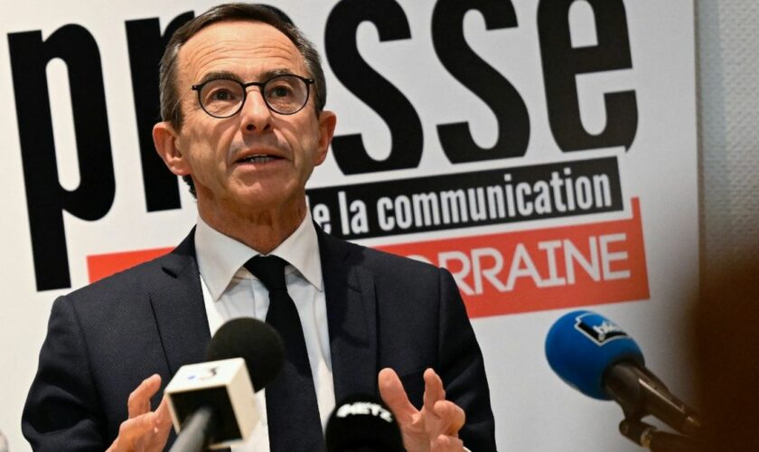 Loi sur la fin de vie : Bruno Retailleau se dit défavorable à la reprise de l'examen du texte