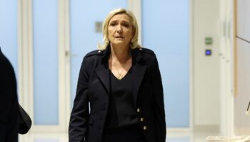 La cheffe de file du Rassemblement national (RN) Marine Le Pen au tribunal de Paris pour le procès sur les assistants parlementaires du RN, le 13 novembre 2024