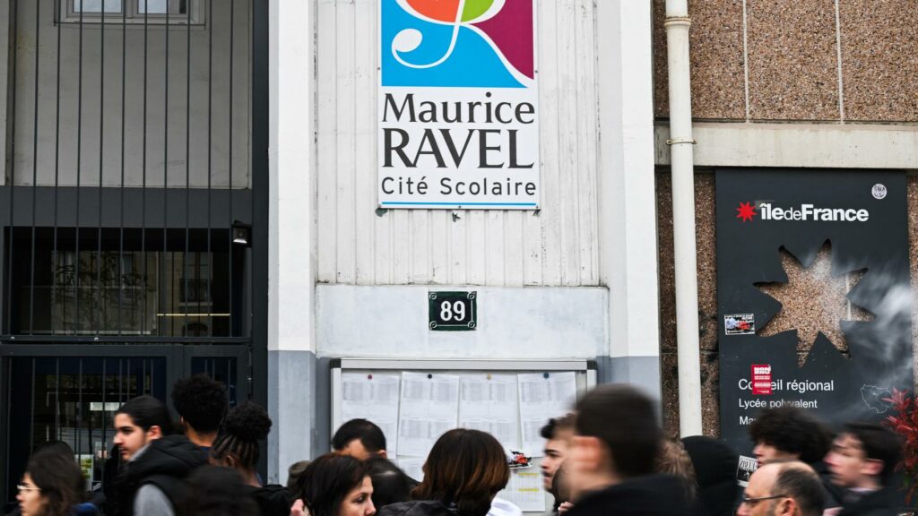 Proviseur du lycée Ravel : à son procès, l’un des auteurs des menaces de mort échappe à la prison avec sursis