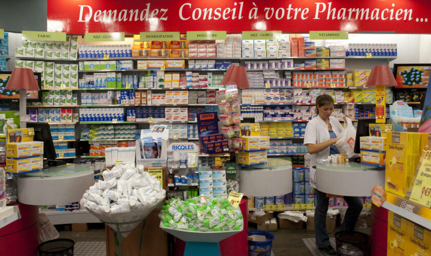 Le remboursement des médicaments et des consultations médicales va baisser de 5 % en 2025, annonce la ministre de la Santé