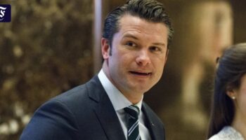 Vorwürfe gegen Pete Hegseth: Trump hält trotz schwerer Vorwürfe an künftigem Minister fest