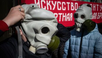 Guerre en Ukraine : L’Ukraine accuse la Russie d’utiliser un gaz lacrymogène interdit dans les combats