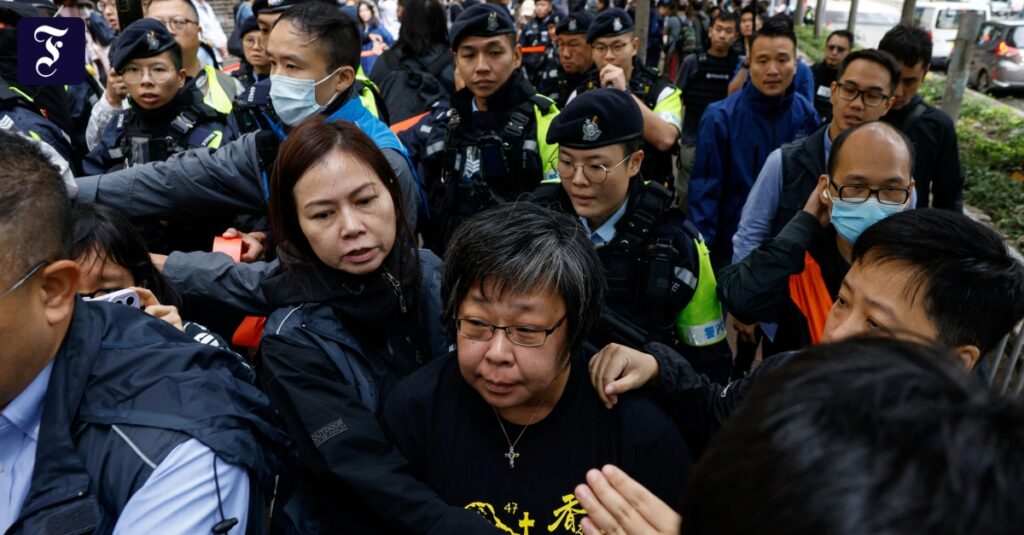 Demokratiebewegung: 45 Aktivisten in Hongkong zu Haftstrafen verurteilt