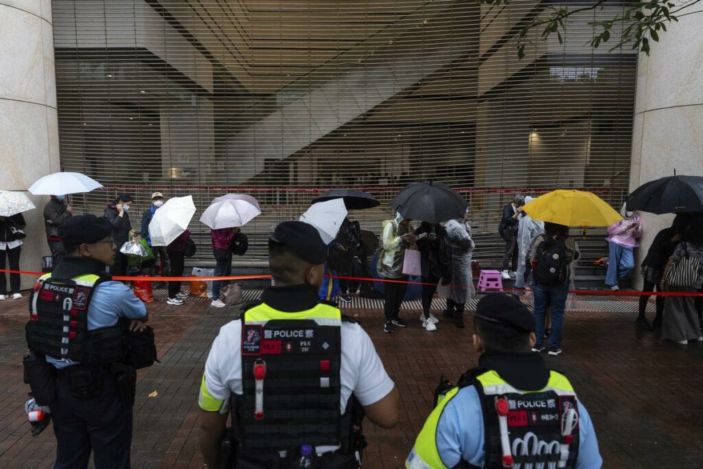 A Hong Kong, 45 militants pro-démocratie condamnés à de la prison ferme