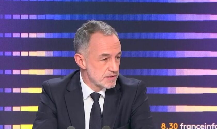 "Un engagement de cœur et de vie depuis plus de 25 ans" : Emmanuel Grégoire explique sa candidature à la mairie de Paris