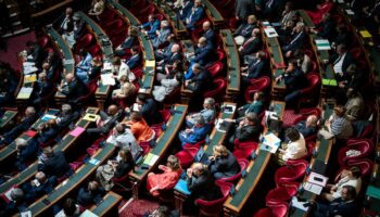 Dérapage du budget : le Sénat fustige « l’attentisme » et « l’inaction » des précédents gouvernements