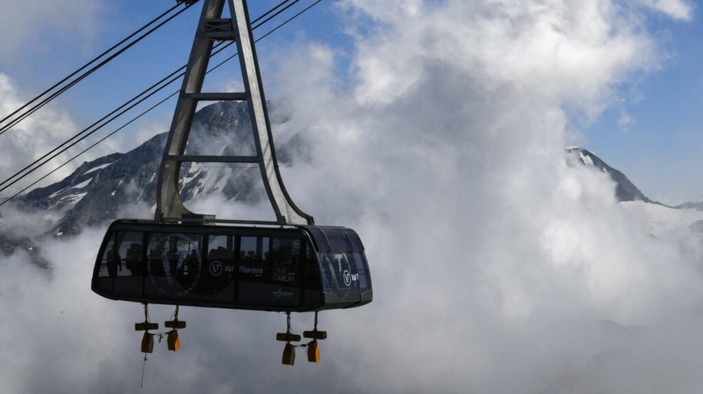 Un accident de télécabine à Val Thorens fait huit blessés dont deux graves