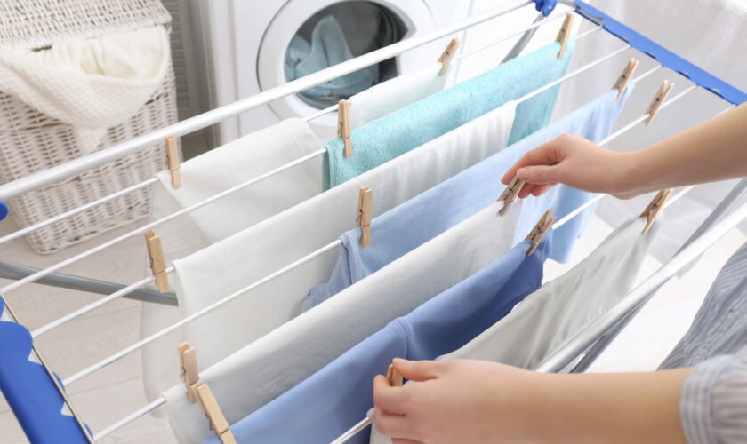 Ce réglage peu connu sur votre machine à laver va permettre de sécher plus rapidement votre linge en hiver