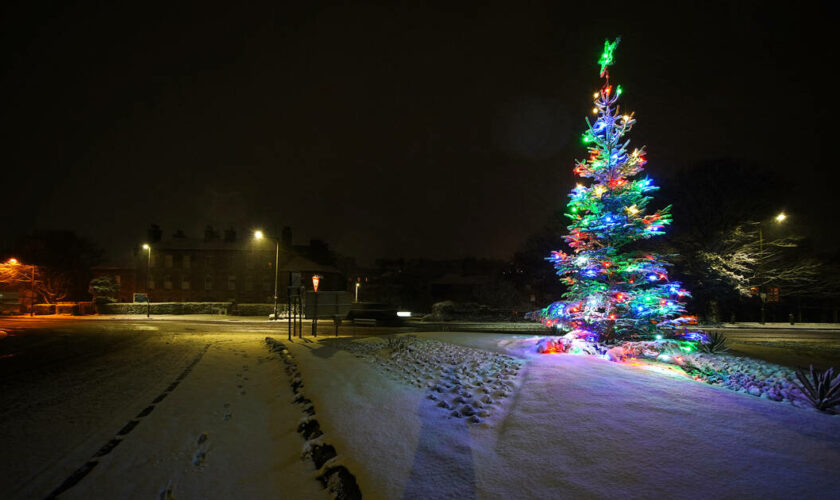 Aides sociales : qu’est-ce que la prime de Noël, qui sera versée cette année dès le 13 décembre ?