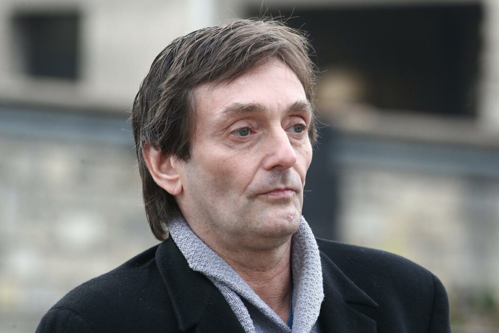 Pierre Palmade face à la justice pour avoir blessé trois personnes en conduisant sous l’emprise de la drogue