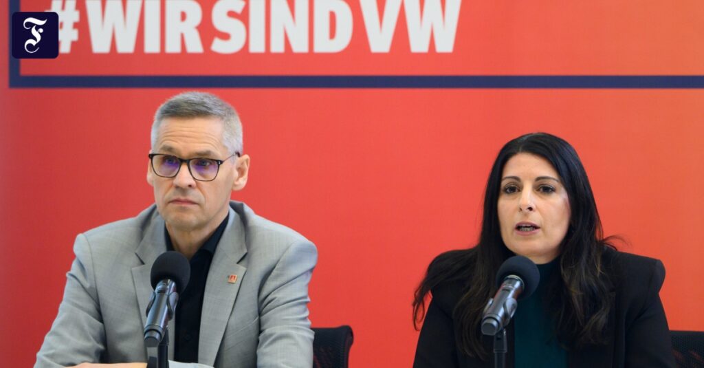 IG Metall droht VW mit beispiellosem Arbeitskampf