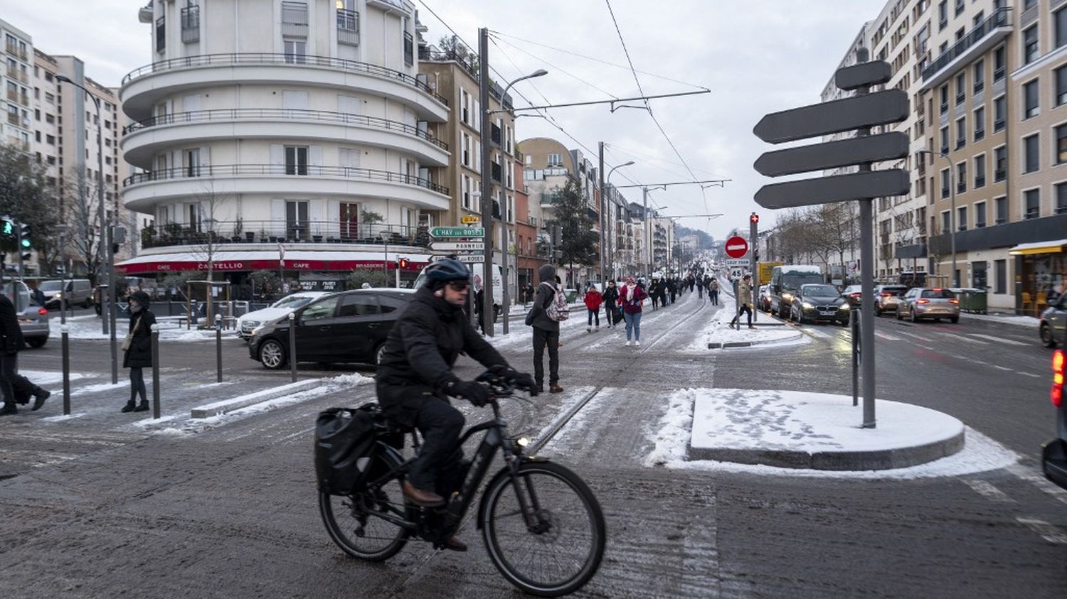 Dépression Caetano : le plan neige-verglas de niveau 2 activé à partir de jeudi en Ile-de-France