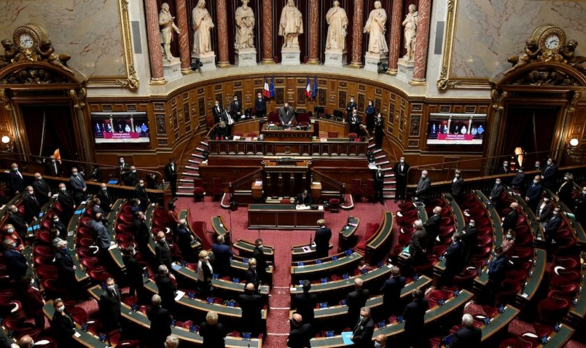 Le Sénat se penche dès mercredi sur les budgets de l'Etat et de la Sécurité sociale en commission, avec une occasion unique de peser dans les débats tout en soutenant le gouvernement de Michel Barnier