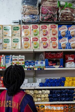 Intoxications alimentaires : en Afrique du Sud, la psychose des “spaza shops”