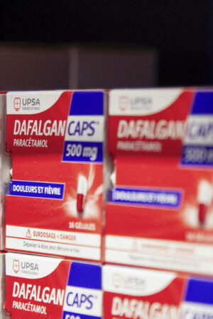 Médicaments stratégiques : l’Etat signe un accord inédit avec Upsa, le fabricant du Dafalgan