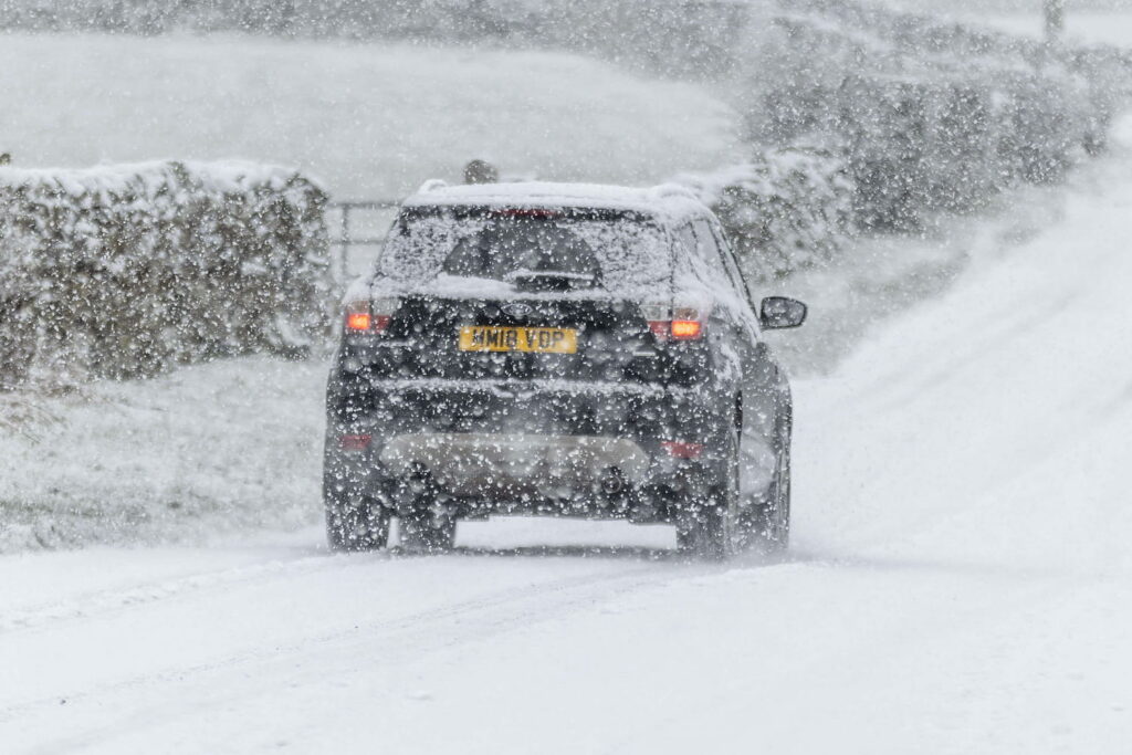 Ce bouton facilite la conduite sur la neige, trop peu d'automobilistes l'utilisent