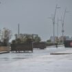 Tempête Caetano : écoles fermées, transports scolaires suspendus, bouchons... Le point région par région