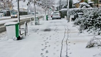 Neige, verglas et vent : la tempête Caetano prive d’électricité 235 000 foyers dans l’Ouest