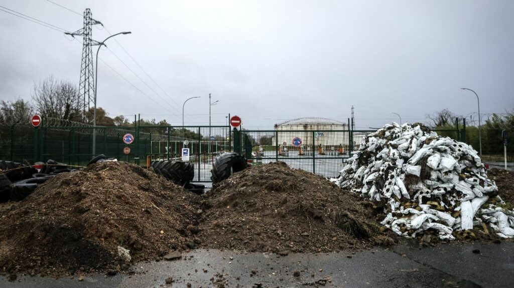 DIRECT. Colère des agriculteurs : le port de Bordeaux sera débloqué vendredi, annonce la Coordination rurale