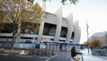 Vente du Parc des Princes : la mairie "ne nous laisse pas le choix" de partir, se défend Nasser Al-Khelaïfi