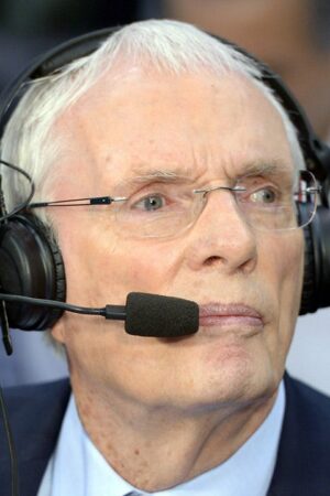 91-year-old longtime broadcaster Hubie Brown plans to retire after 2024-25 season